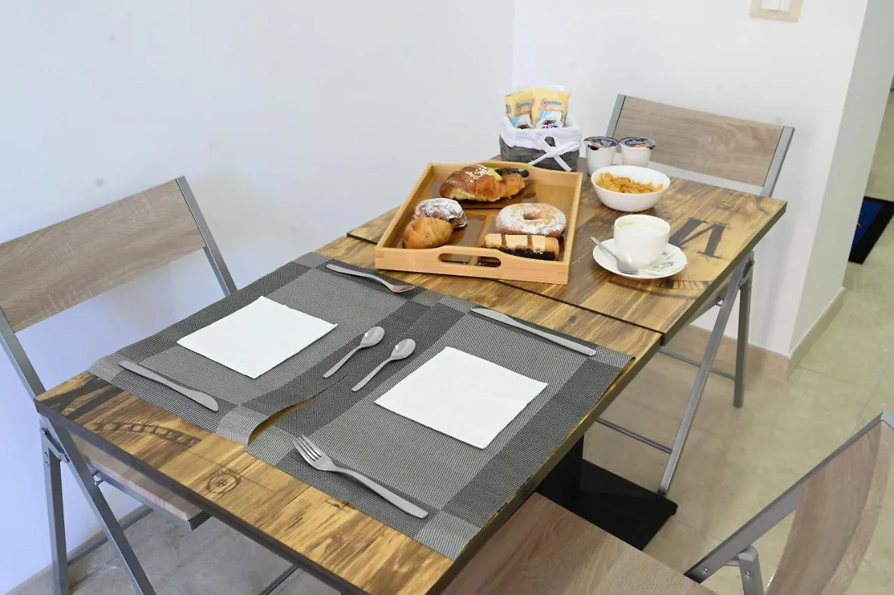 Bed & Breakfast Solymar B&B Napoli Italia