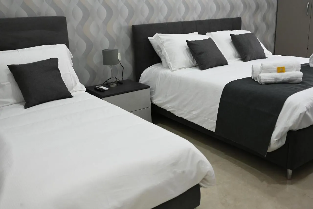 Solymar B&B Napoli Italia